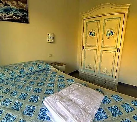 Charming Santantioco With 2-way Air Con Uncovered Parking מלון SantʼAntìoco